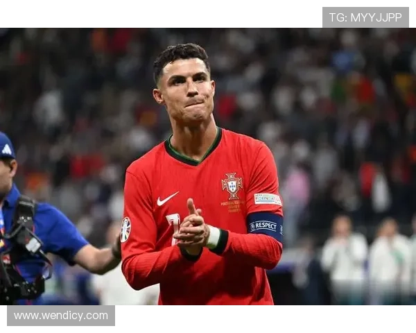 足球明星青训年龄揭秘:从小球员到职业巨星的成长之路 足球明星青训年龄揭秘:从小球员到职业巨星的成长之路