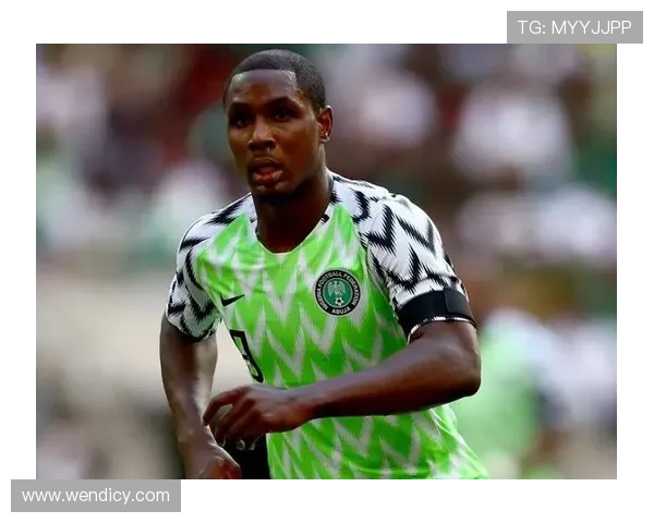 追逐梦想的脚步足球明星分享奋斗与成功的心路历程 追逐梦想的脚步足球明星分享奋斗与成功的心路历程