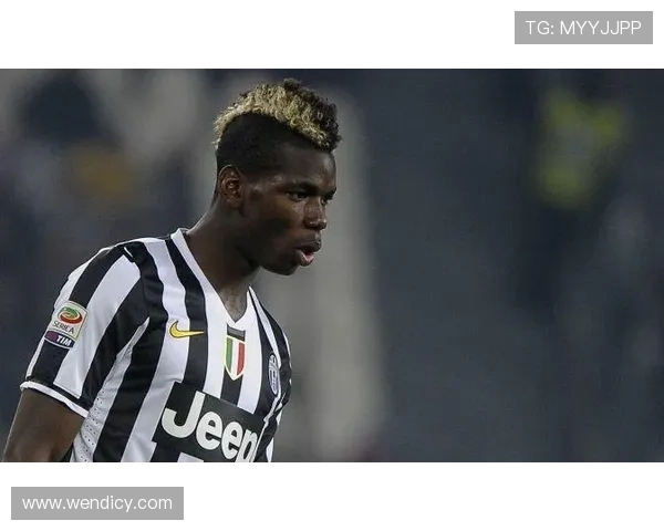 黑人足球明星的独特发型展示与时尚风格解析 黑人足球明星的独特发型展示与时尚风格解析